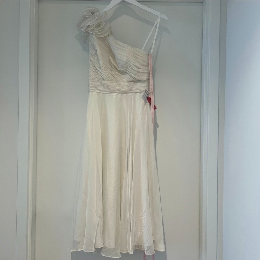 Mac Duggal Women's Rosette One Shoulder Tea Length Dress